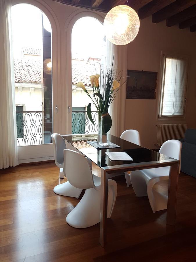 Frari Luxury Apartman Velence Kültér fotó
