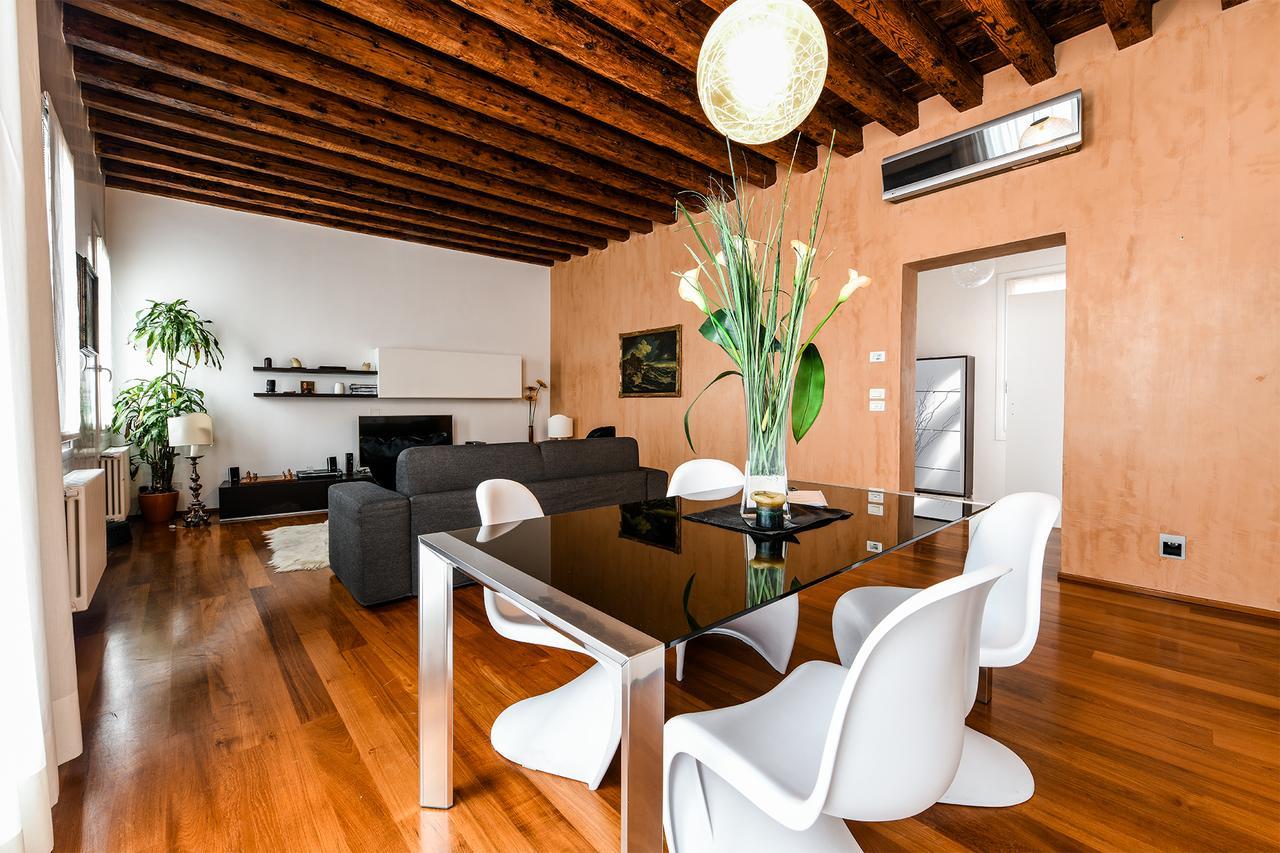 Frari Luxury Apartman Velence Kültér fotó